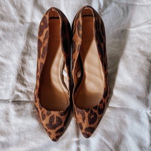 A New Day Size 10 Leopard Pointed Toe Heeled Pumps